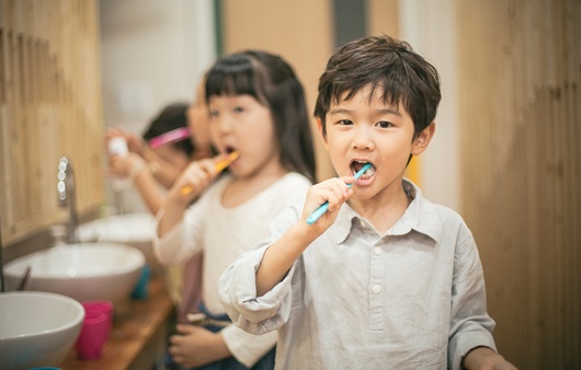 우리 아이 치아건강 지키는 양치질 습관 어떻게 들일까?