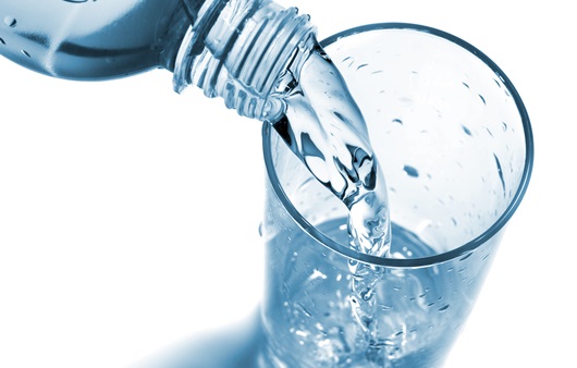 [1분 Q&A] 식사 중에 물을 마시면 안 되는 이유는?