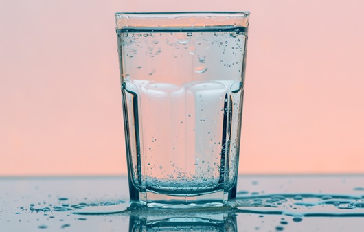 [1분 Q&A] 물을 자주 마시면 눈도 건강해지나요?