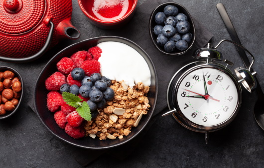 당신의 하루를 망치는 아침 식사 습관 4