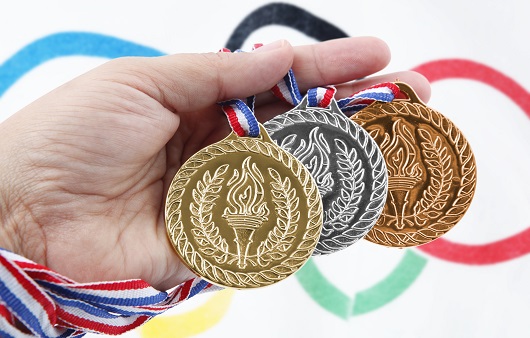 올림픽 오륜기와 메달