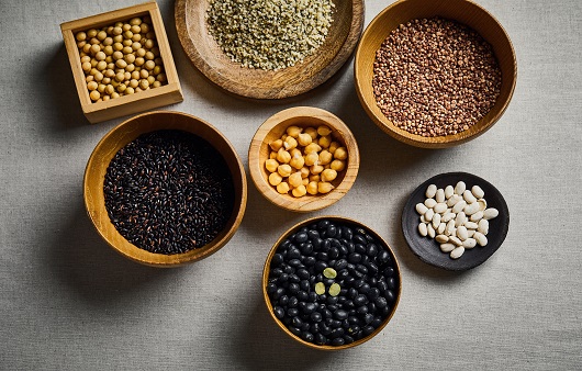 노화와 혈당 관리 고민 날려주는 ‘콩’…종류만큼 다양한 콩의 효능은?