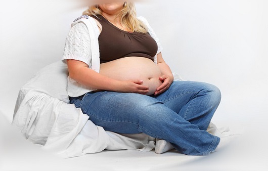 뚱뚱한 여성이 출산한 자녀, 정신질환 위험 60%↑