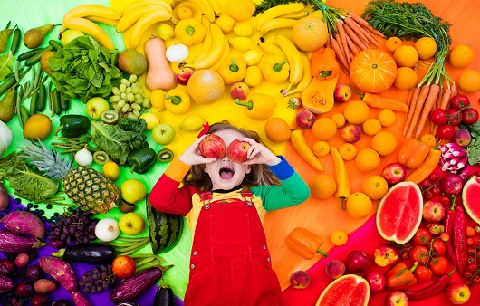 과일과 채소가 아이들 정신건강을 좋게 한다는 연구가 나왔다