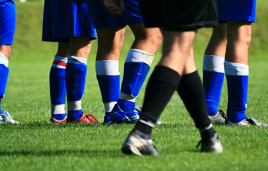 축구하다 자주 발생하는 부상 '반월상 연골 파열'을 위한 침구 치료