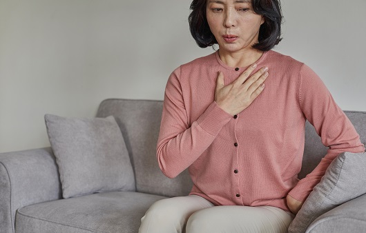 호흡 곤란은 코로나19 감염자에게 나타날 수 있는 가장 흔한 호흡기 증상 중 하나다