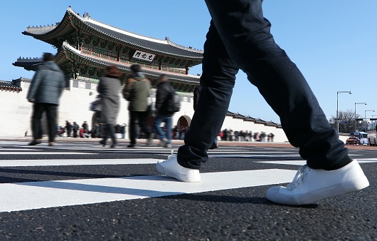 바쁜 한국 사회ㅣ출처: 게티이미지 뱅크