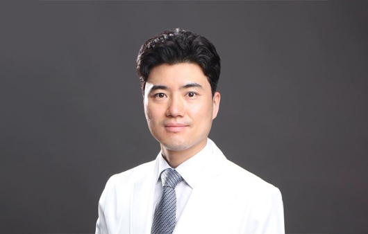 내과 전문의 김도훈 원장ㅣ출처: 고운속내과의원