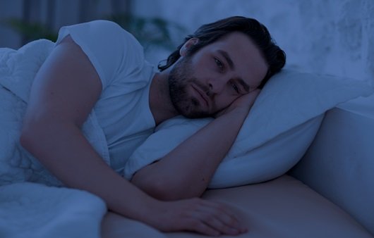 잠이 들기 어려워하는 것 역시 불면증 증상 중 하나이다ㅣ출처: 게티이미지뱅크