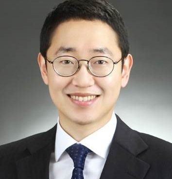 김우형