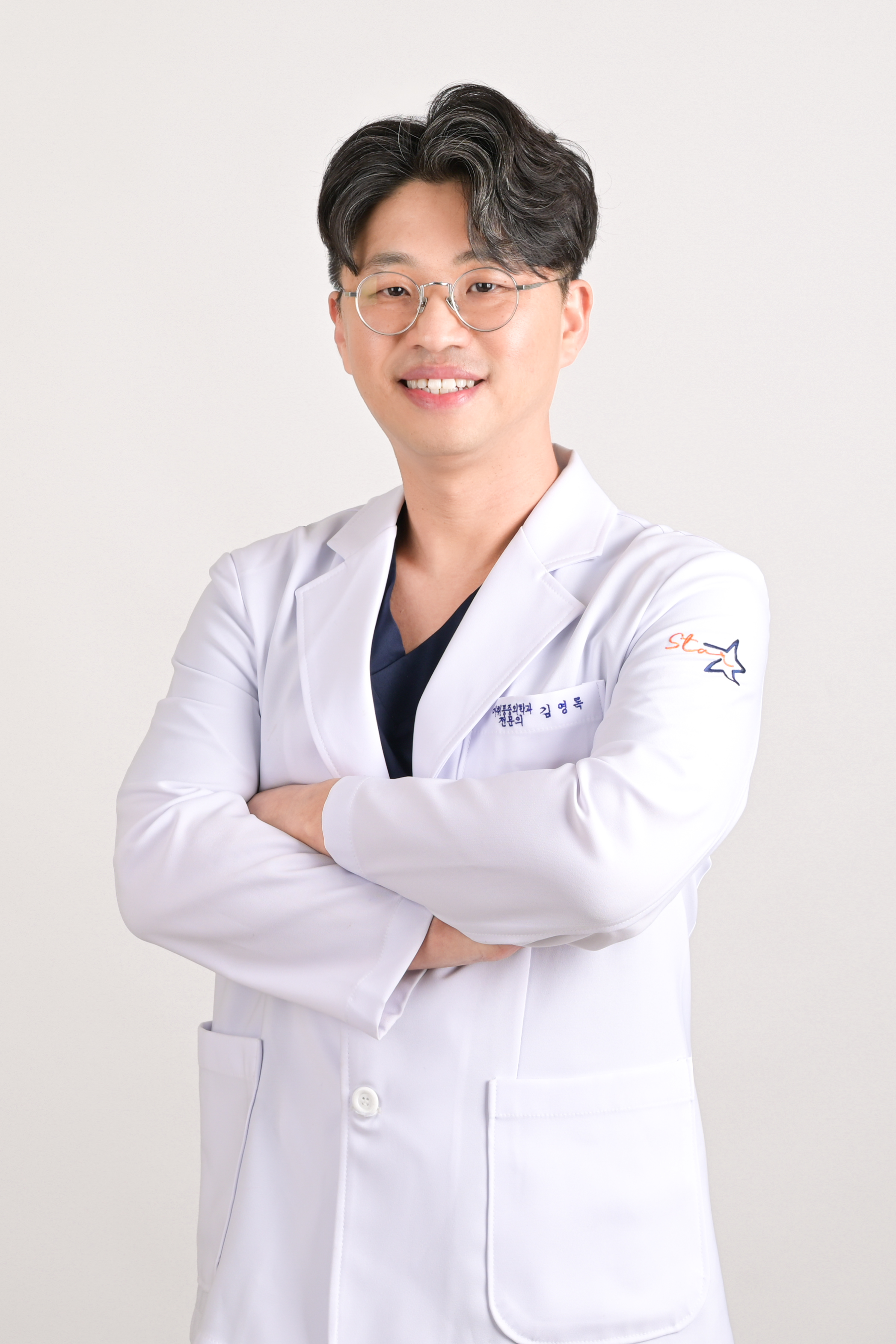 김영록 전문의