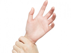 [1분 Q&A] 손이 떨리는 수전증 증세가 매우 심합니다.