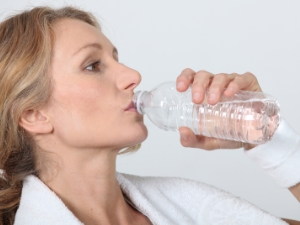 [1분 Q&A] 당뇨병 초기인데, 물을 많이 마시면 도움이 될까요?