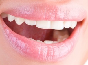 자신 있는 미소의 완성! “치아 미백”의 과정과 방법은?