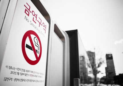 전자담배는 피워도 될까? 전자담배가 더 위험한 이유